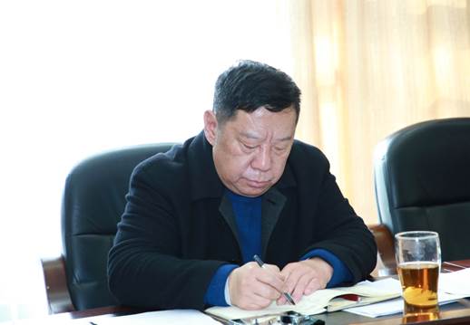 说明: E:\办公资料\照片与视频\海燕政策研究论坛线路1工作图片\2020年\1月\6日——海燕政策研究论坛线路1召开意识形态联席会议\精选图片\AB3A5593.JPG