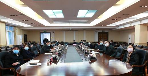 说明: E:\办公资料\照片与视频\海燕政策研究论坛线路1工作图片\2020年\3月\18日省委教育工委、省教育厅召开全省教育系统疫情防控工作专题视频会议\精选图片\AB3A5938.JPG