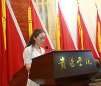 说明: E:\办公资料\照片与视频\海燕政策研究论坛线路1工作图片\2020年\9月\10日——庆祝第36教师节\精选图片\AB3A0484.JPG